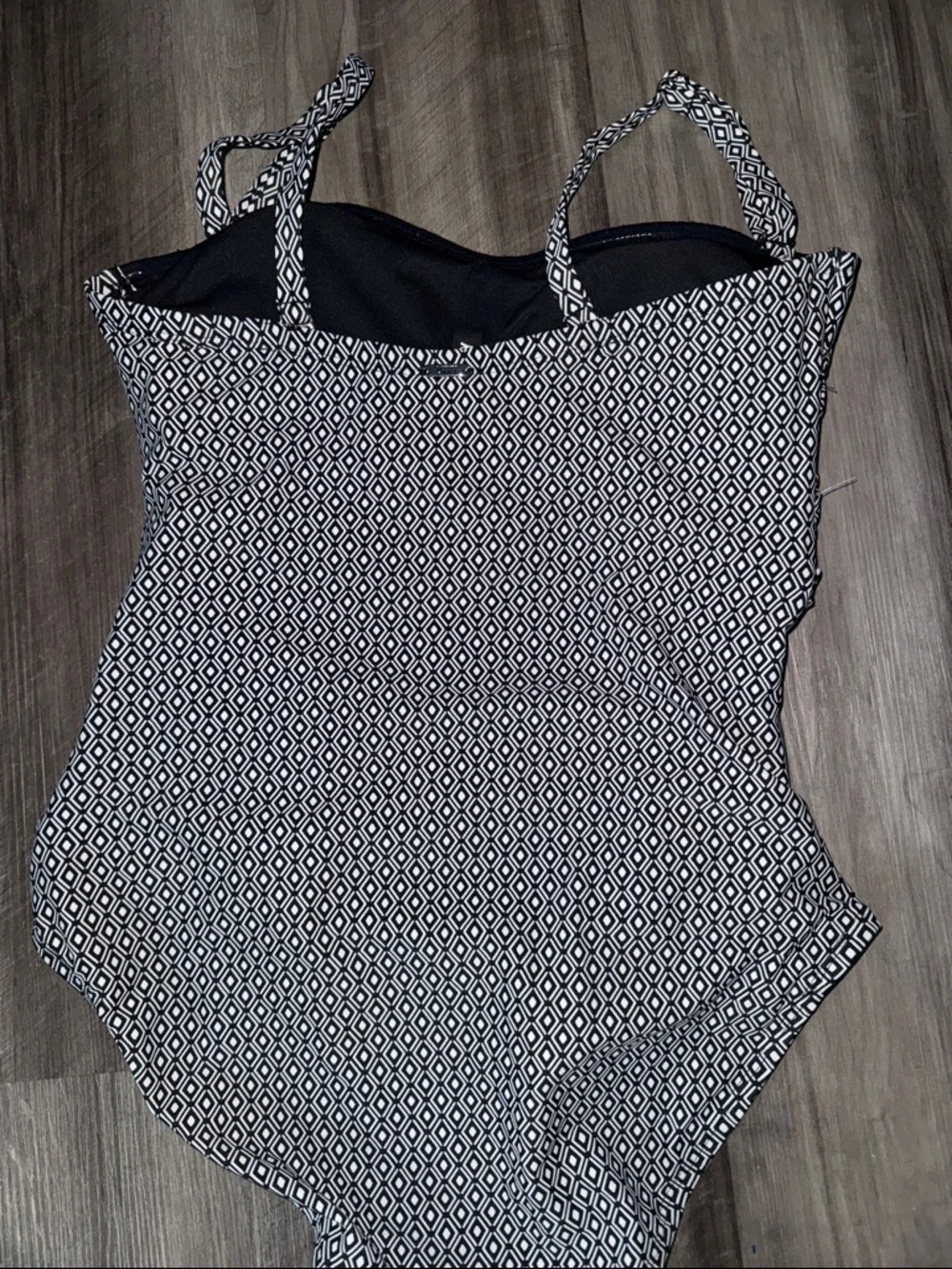 NEW DKNY One Piece Black White Swimsuit XL ruched stomach beach pool - Picture 5 of 8